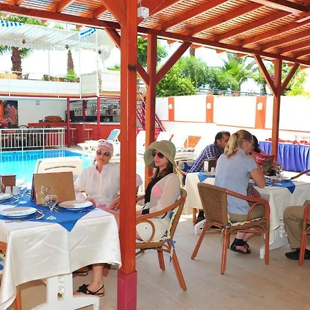 Otel Europa Beach 3*