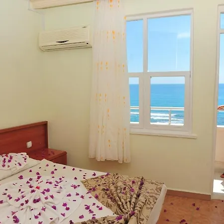 Otel Europa Beach 3*
