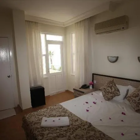 Europa Beach Otel 3*